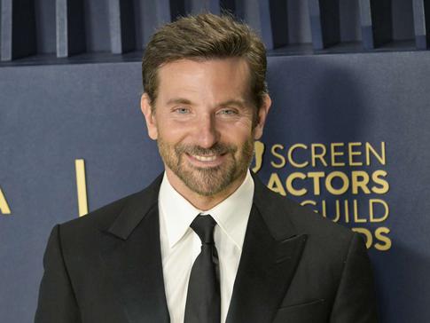 Брэдли Купер появился на концерте Тейлор Свифт вместе с Джиджи Хадид