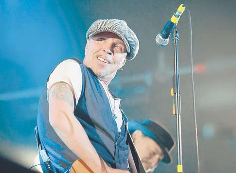 Гарик Сукачев променял выступления в регионах в РФ на частные корпоративы после скандала