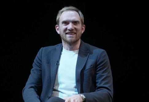 Покинувший РФ Андрей Бурковский засветился в Каннах