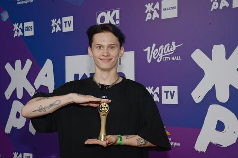 Приемный отец Дани Милохина прокомментировал новость о возвращении сына в Россию