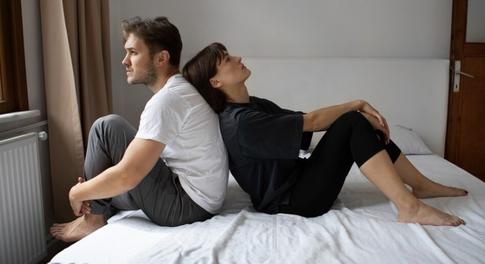 Стало известно, почему мужчинам труднее хранить верность