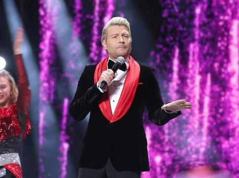 Николай Басков — про наряды Лолиты: «Все короче и короче»