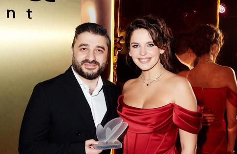 Лиза Моряк похвасталась роскошным подарком от Сарика Андреасяна