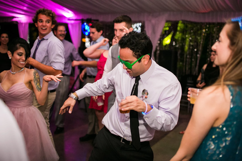 Секс на чужой свадьбе: что делать, если приглянулся свидетель