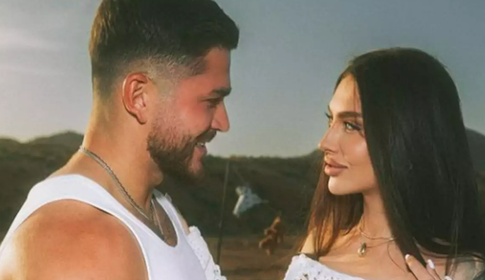 Загс отказался регистрировать беременную Таню Мусульбес и Романа Капаклы из «Дома−2»