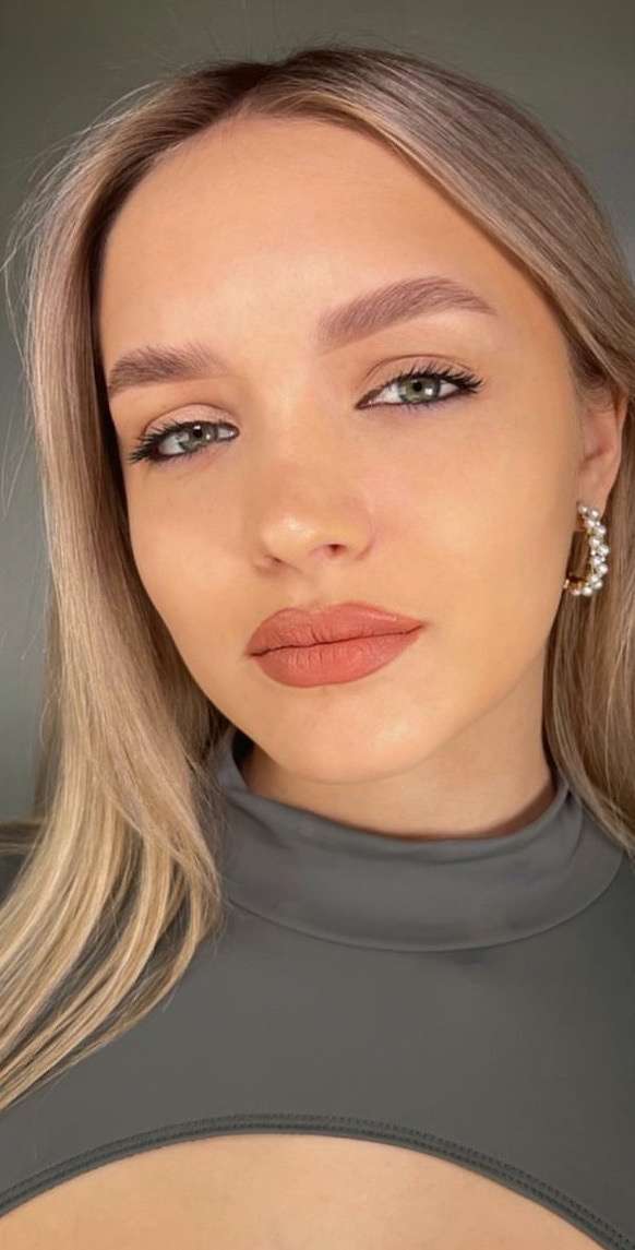 natasza_makeup / соцсети