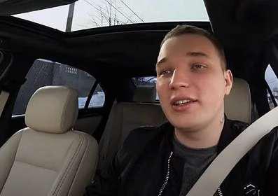 Врачам удалось спасти ногу скандального блогера Эдварда Била