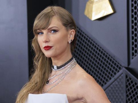 Тейлор Свифт планирует по-особенному отметить «разрыв» с Трэвисом Келси