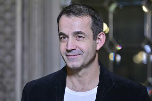 Редкий выход: Дмитрий Певцов появился на публике с женой, дочерью и зятем