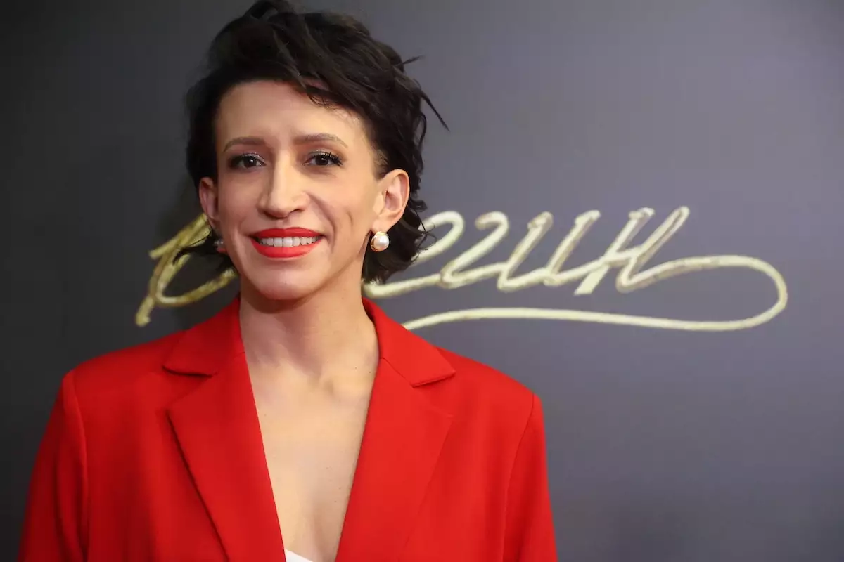 Көзілдірікпен порно видео