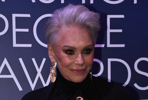 Приемная дочь Понаровской пропустила похороны брата из-за раздора с певицей