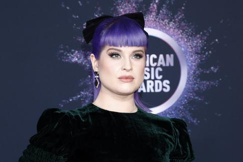 Келли Осборн раскрыла шокирующую правду, связанную со смертью Мэттью Перри