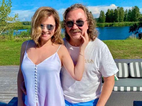 Проскурякова развеяла слухи о беременности: «Никогда не была худой»