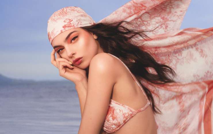 Дева Кассель Дева Кассель