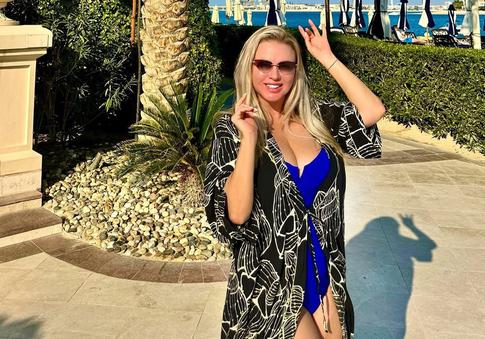 Анна Семенович показала фигуру после похудения