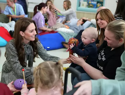 Кейт Миддлтон снова поразила публику: в чем она пришла в детский хоспис