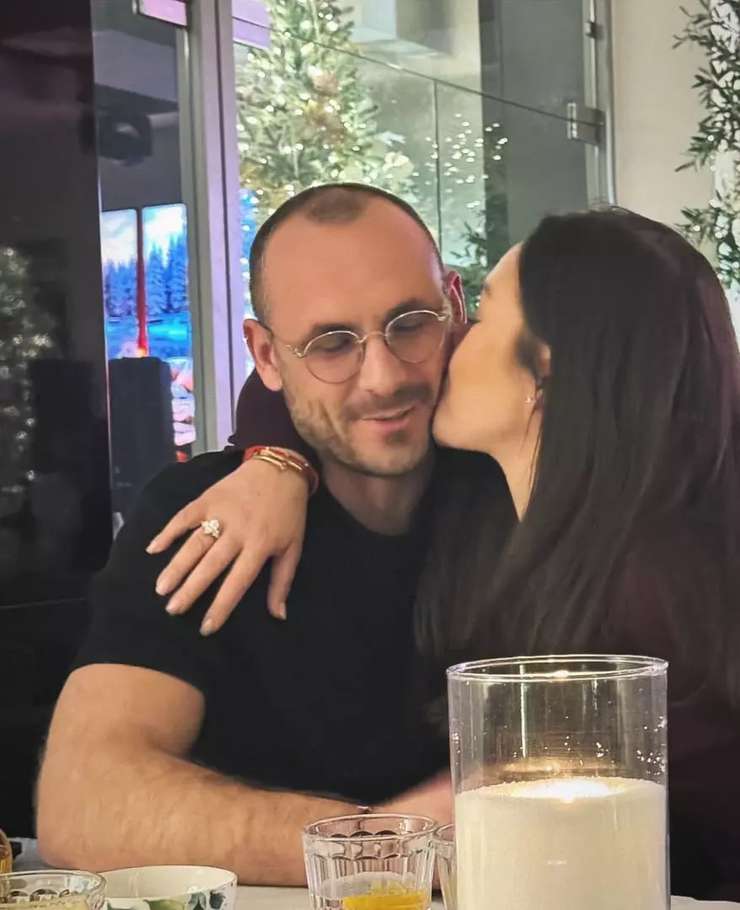 ИРИНА ДУБЦОВА С ИЗБРАННИКОМ