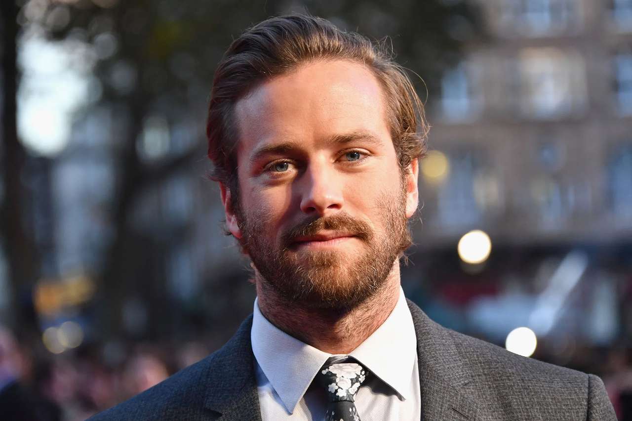 АРМИ ХАММЕР