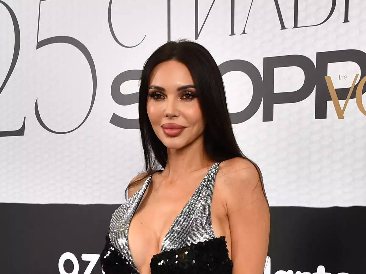 Debora Unger bilan porno Striptiz azosi