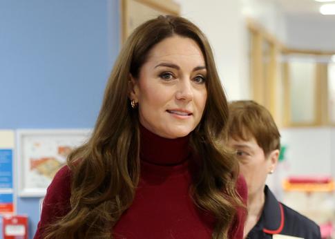 Первый выход в 2025 году: Кейт Миддлтон посетила больницу, в которой лечилась от онкологии