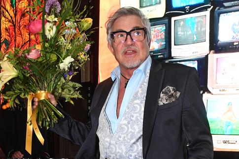 Разведенный Дибров вывел в свет новую спутницу: что известно о девушке