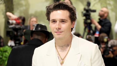 Бруклин Бекхэм странно отреагировал на вопрос о документалке матери