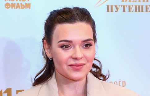 Как выглядит единственный сын фигуристки Сотниковой: свежее фото Адриана