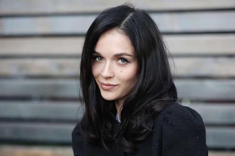 Софья Синицына показала фигуру в микрокупальнике