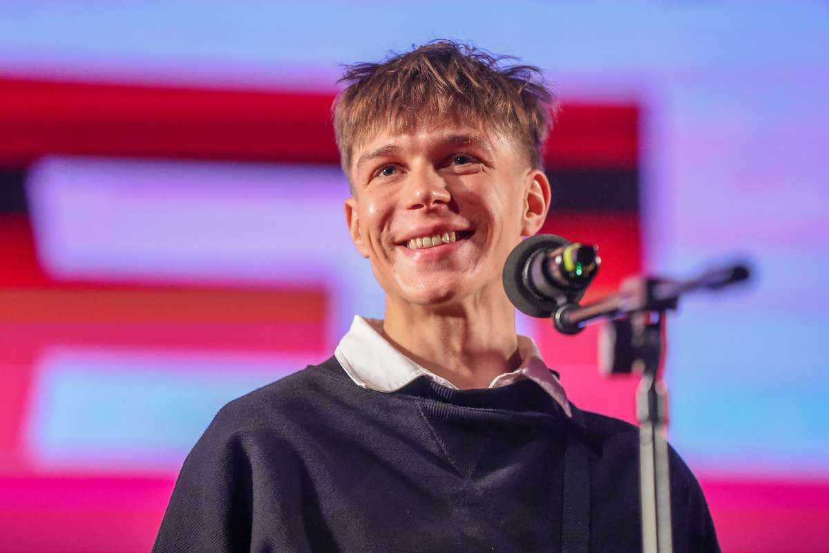 Мама ушедшего в армию Глеба Калюжного ответила на слухи о его притеснениях