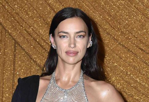 От подиума до постели: Ирина Шейк поделилась серией личных снимков