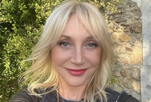 Кристина Орбакайте очаровала фанатов кадрами из Нью-Йорка: «Икона вкуса»