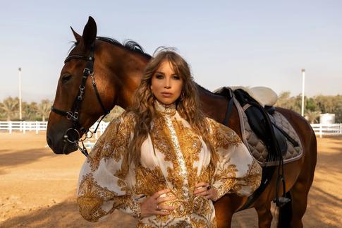 «Было грустно весь день»: Полина Диброва показала новый дом, куда переехала после развода