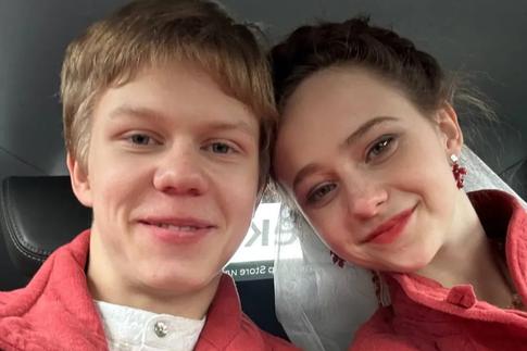 «Все понял для себя»: 18-летний Тимофей Кочнев — о семейной жизни с Таисьей Калининой
