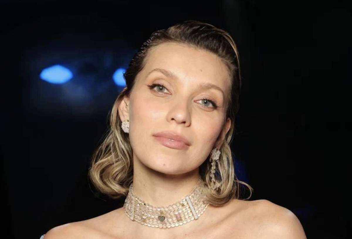 «Хочется посидеть в декрете, но»: Тодоренко показала рабочие будни с малышом