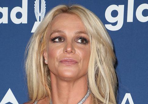 Бритни Спирс получила травму ноги при падении с лестницы