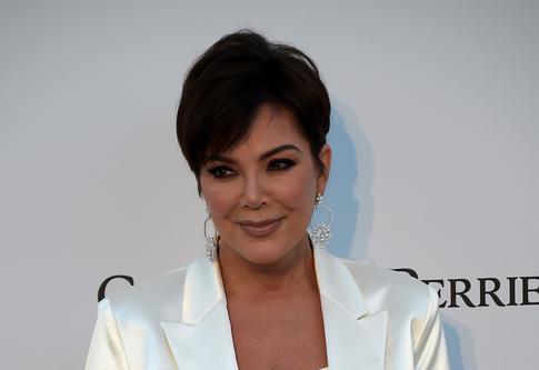 «Ей не больше 25 лет»: ставшая блондинкой Крис Дженнер поразила фанатов