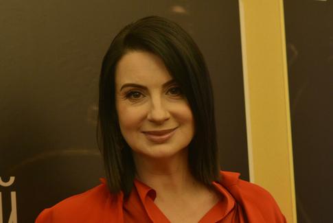 Екатерина Стриженова захотела усыновить пингвина