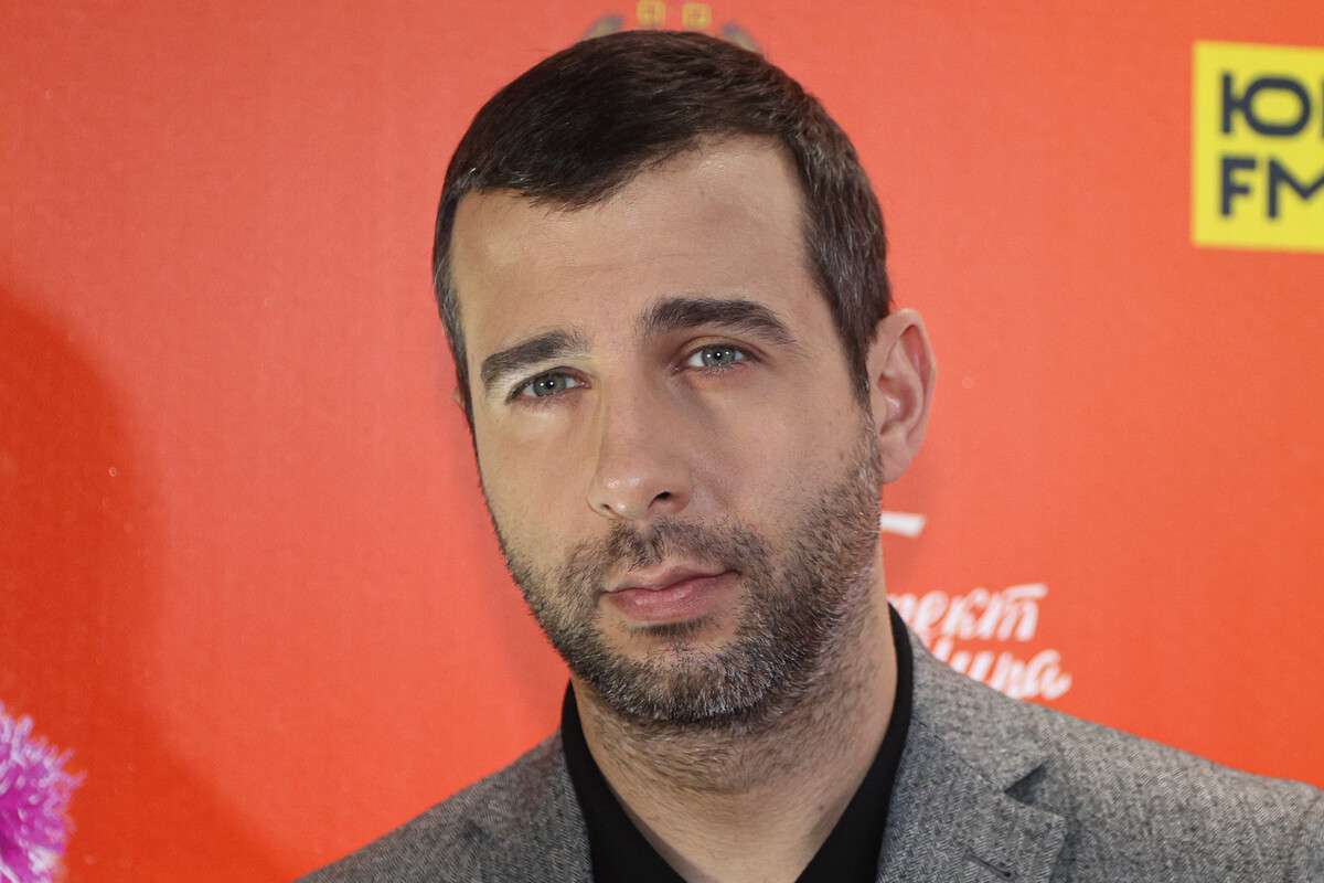 Иван Ургант опубликовал фото с супругой в честь годовщины совместной жизни