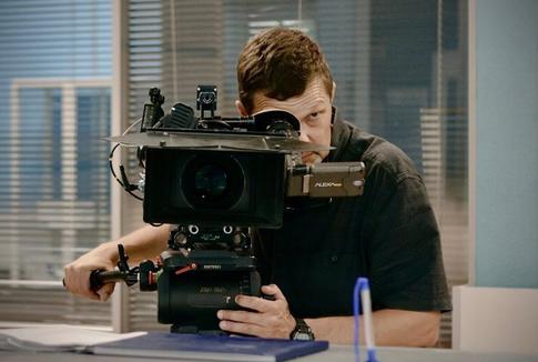 Коллеги и друзья пришли проститься с убитым кинооператором Сергеем Политиком