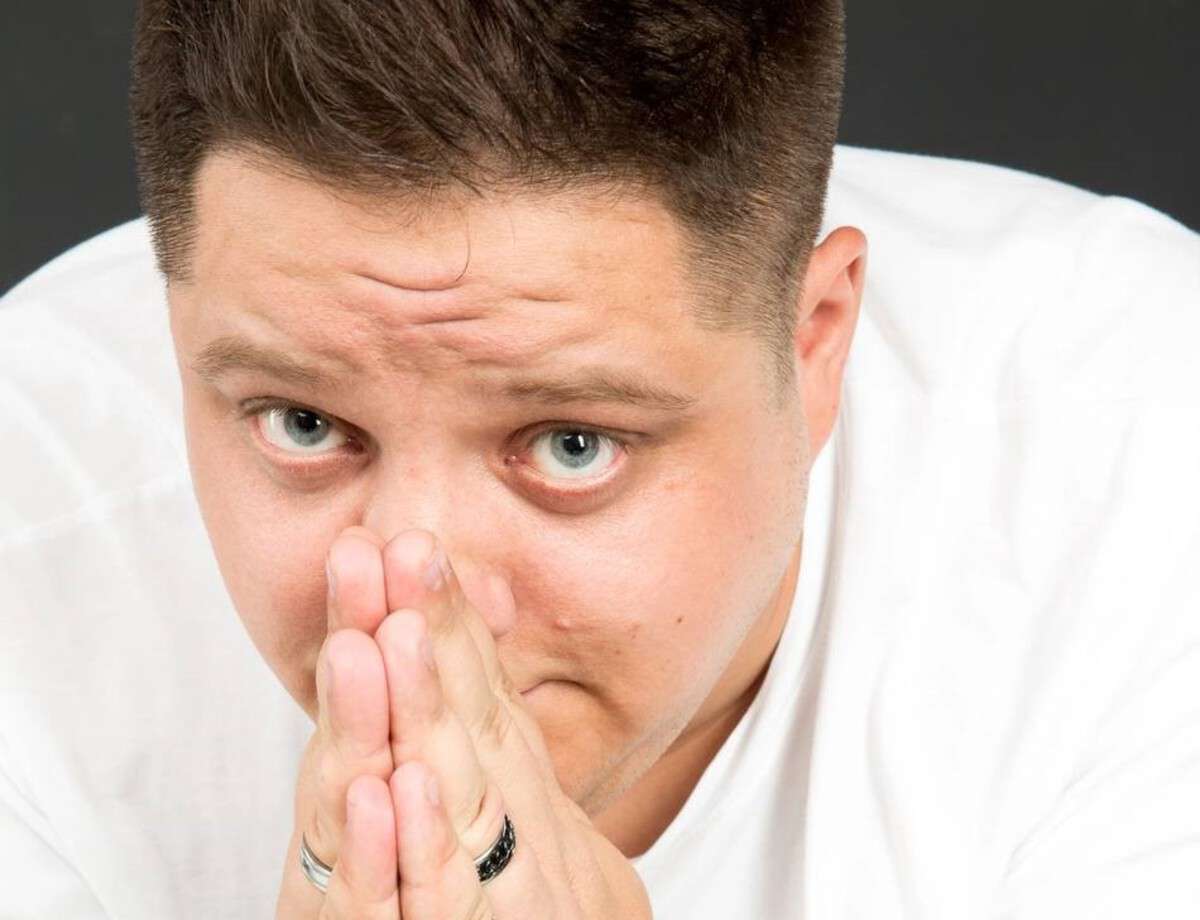 Роман Попов