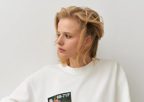 Александра Бортич обнародовала фото в микрокупальнике