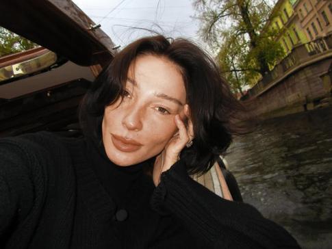 «А как же куры и овцы?»: Ивлеева бросила деревню и вернулась в мегаполис