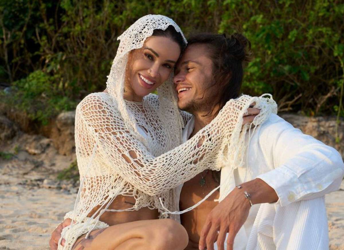 Айза со Степаном