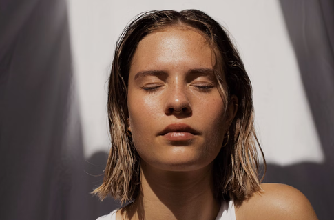 Как по маслу: как правильно подобрать средство для лица и тела осенью