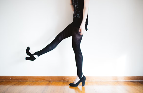 Ах, какие ножки: как правильно подобрать колготки по плотности