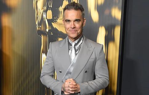 Робби Уильямс заявил, что боится ослепнуть