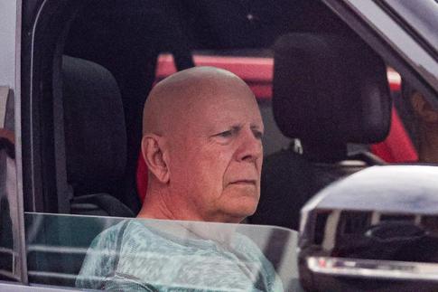 Жена Брюса Уиллиса подготовилась к его смерти﻿