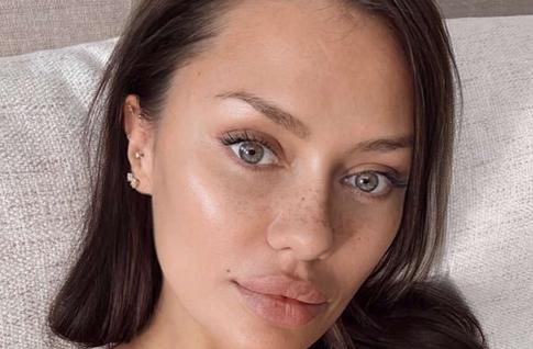 «С кем подралась?»: Виктория Боня встревожила фанатов кадрами после Хэллоуина