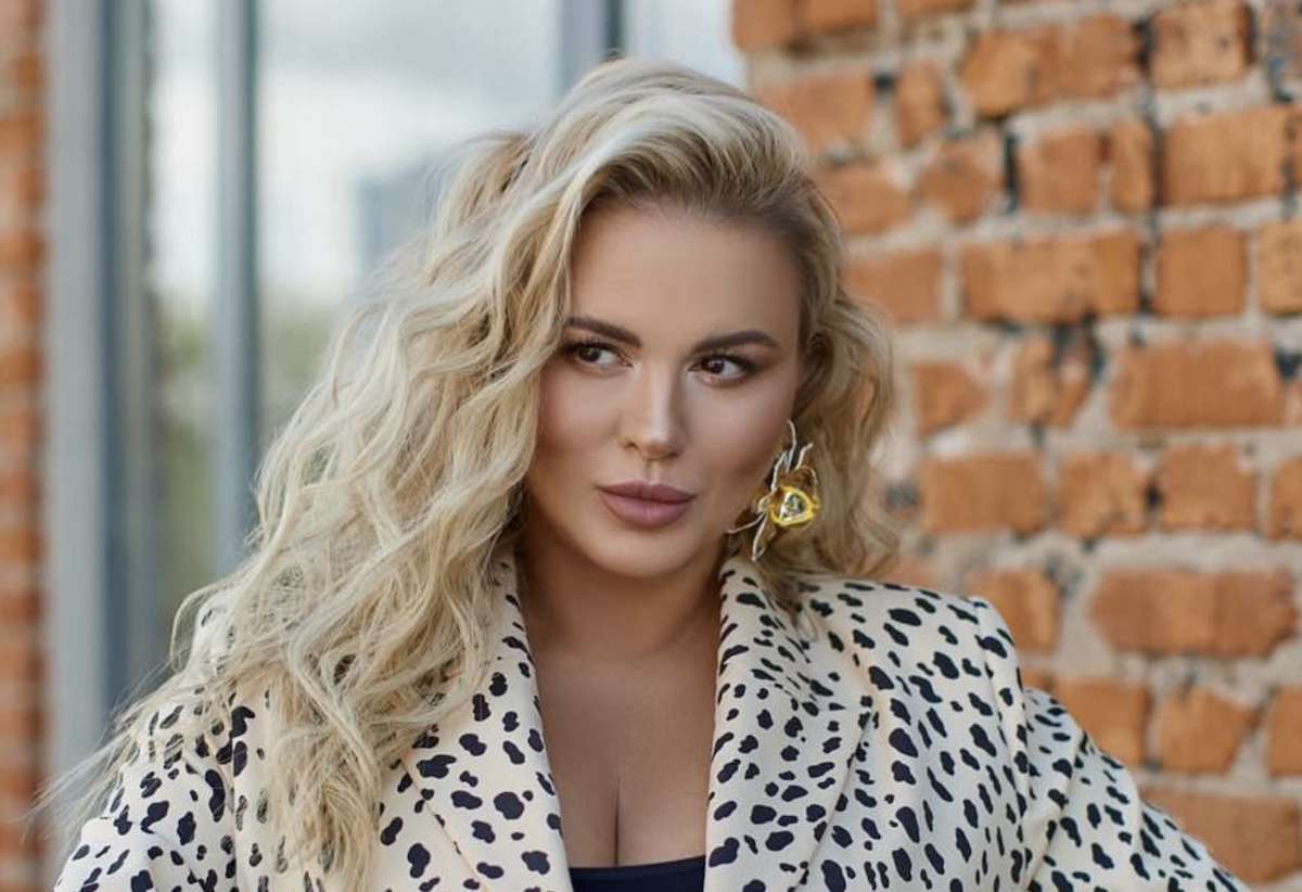 Анна Семенович