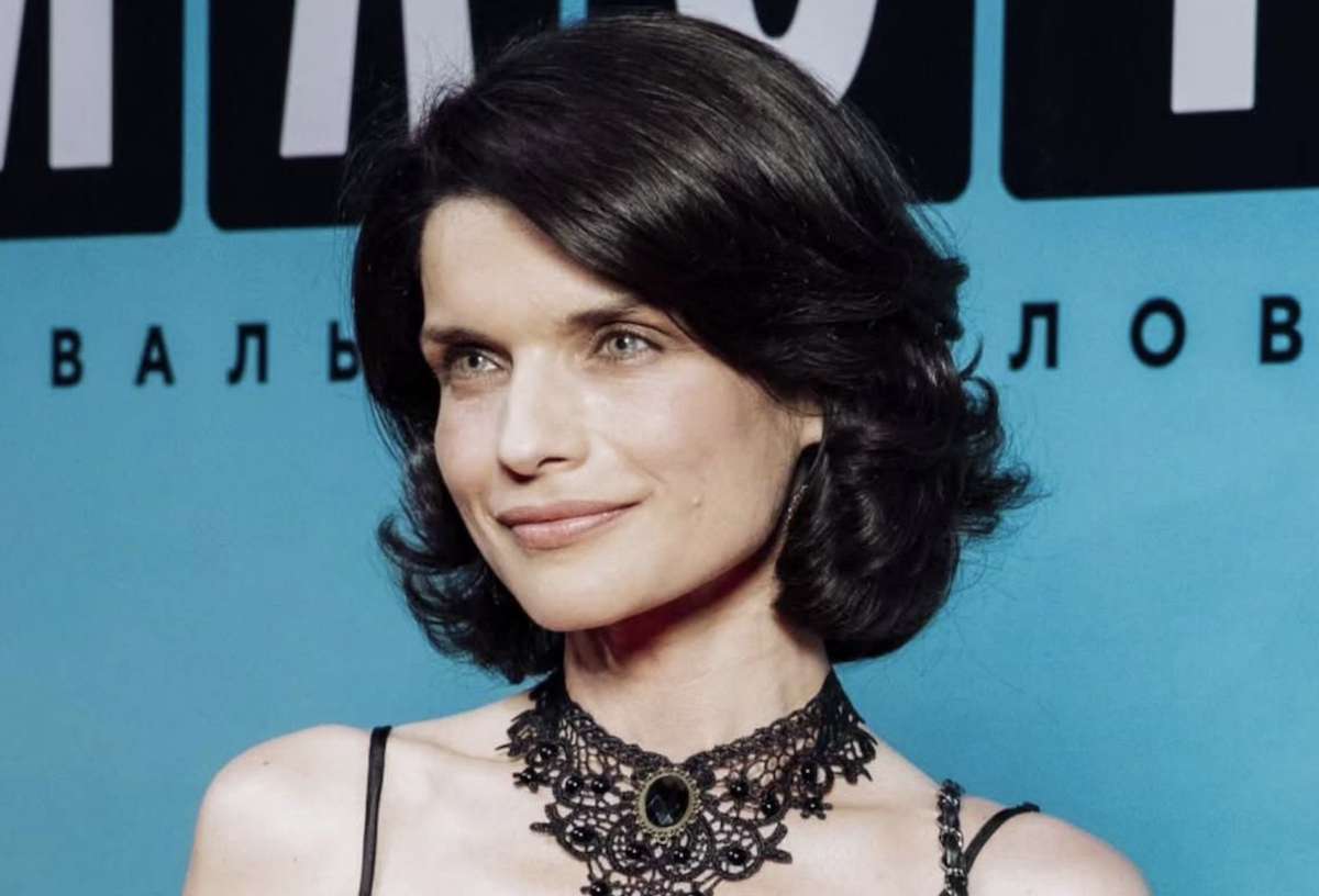 «Нас не раз разводили»: Анна Азарова развеяла слухи о проблемах в браке